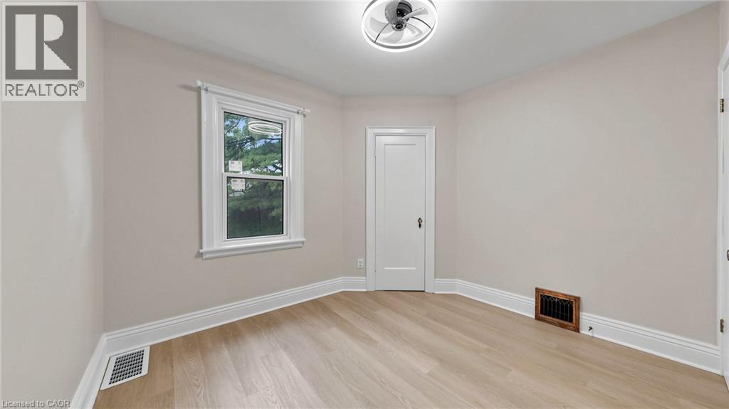 59 Longwood Road N, Hamilton, Ontario  L8S 3V2 - Photo 10 - 40873552