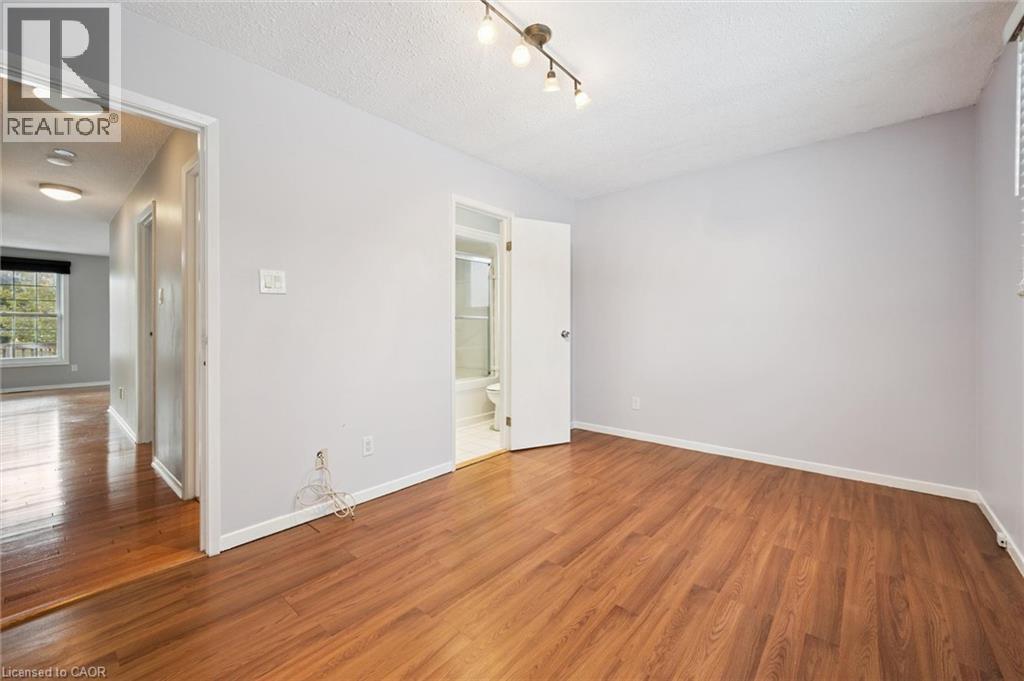 212 Heritage Drive, Kitchener, Ontario  N2B 3J6 - Photo 19 - 40869337
