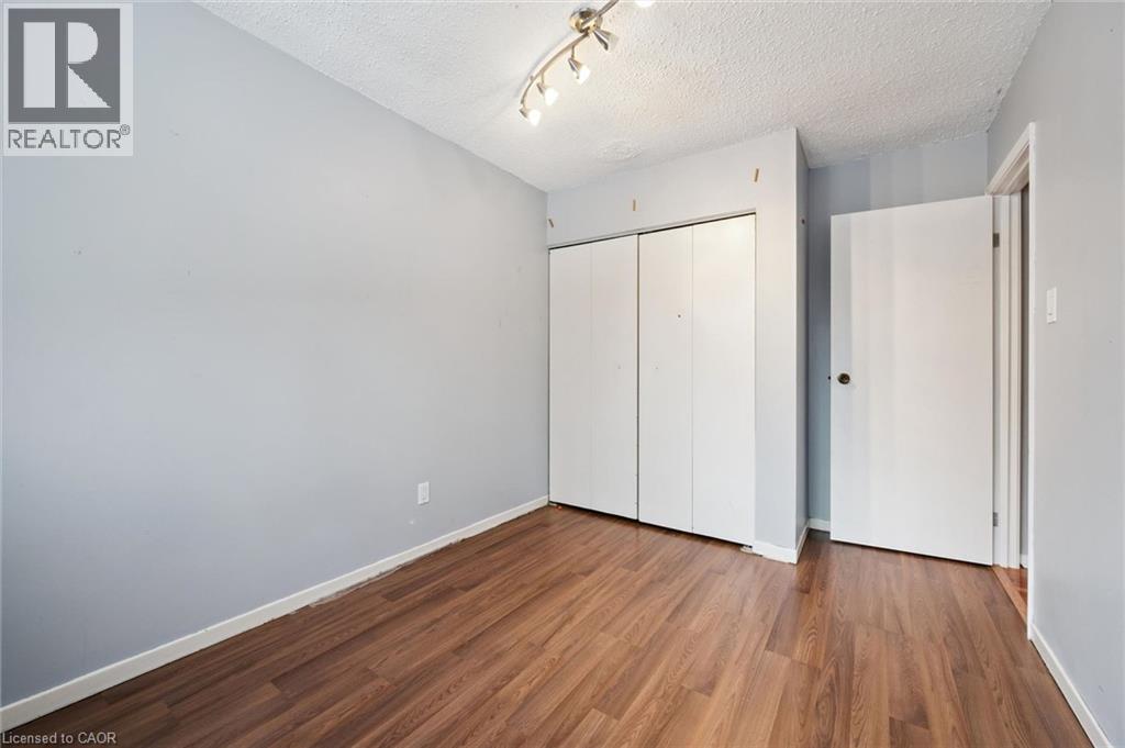 212 Heritage Drive, Kitchener, Ontario  N2B 3J6 - Photo 25 - 40869337