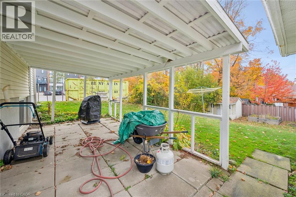 212 Heritage Drive, Kitchener, Ontario  N2B 3J6 - Photo 34 - 40869337