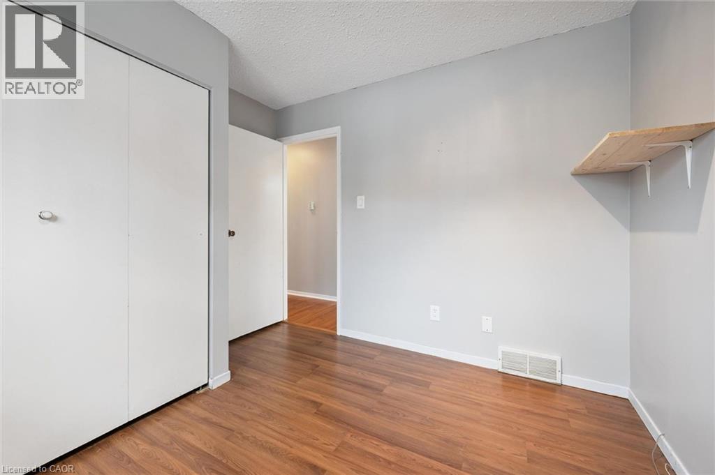 212 Heritage Drive, Kitchener, Ontario  N2B 3J6 - Photo 17 - 40869337