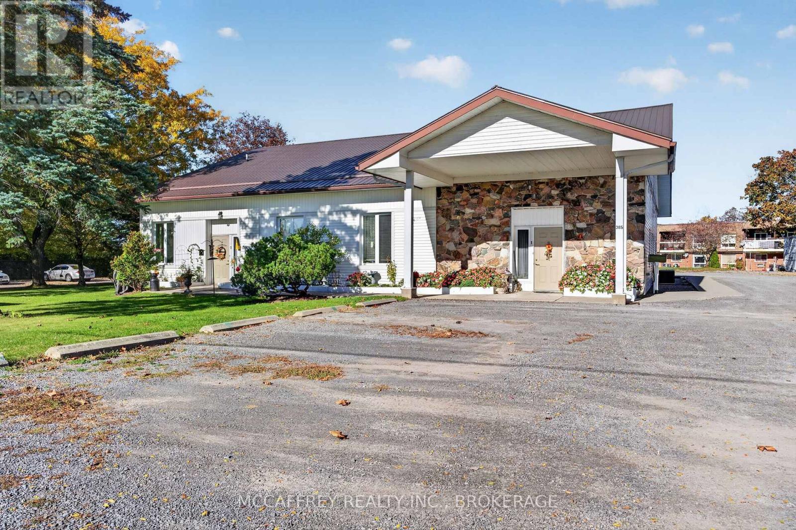 365 Dundas Street W, Greater Napanee, Ontario