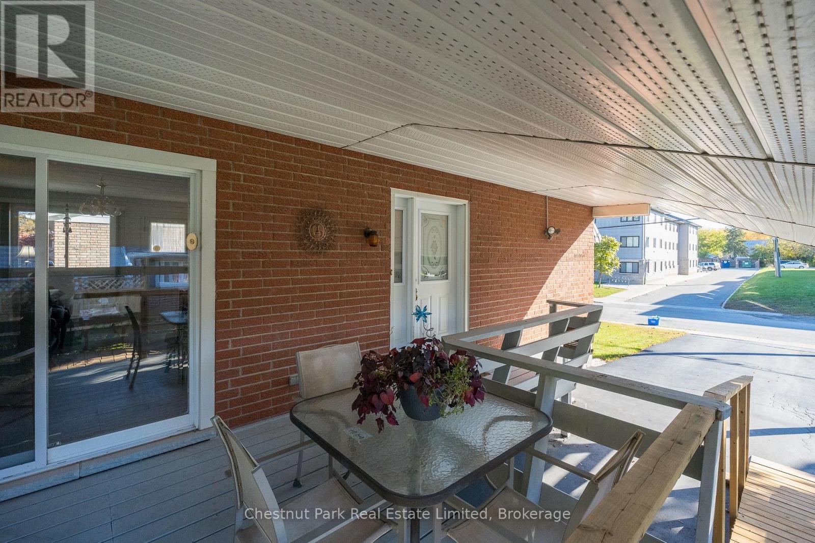 12 Spring Street, Prince Edward County, Ontario  K0K 2T0 - Photo 4 - X14109906