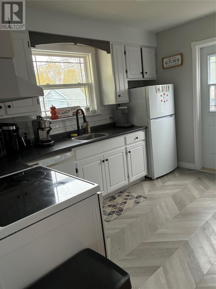 17 Charles Street, Corner Brook — photo 11