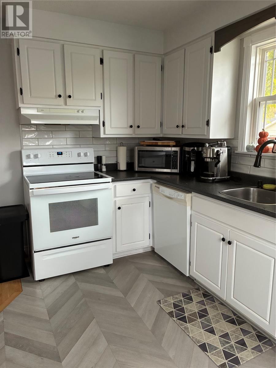 17 Charles Street, Corner Brook — photo 9