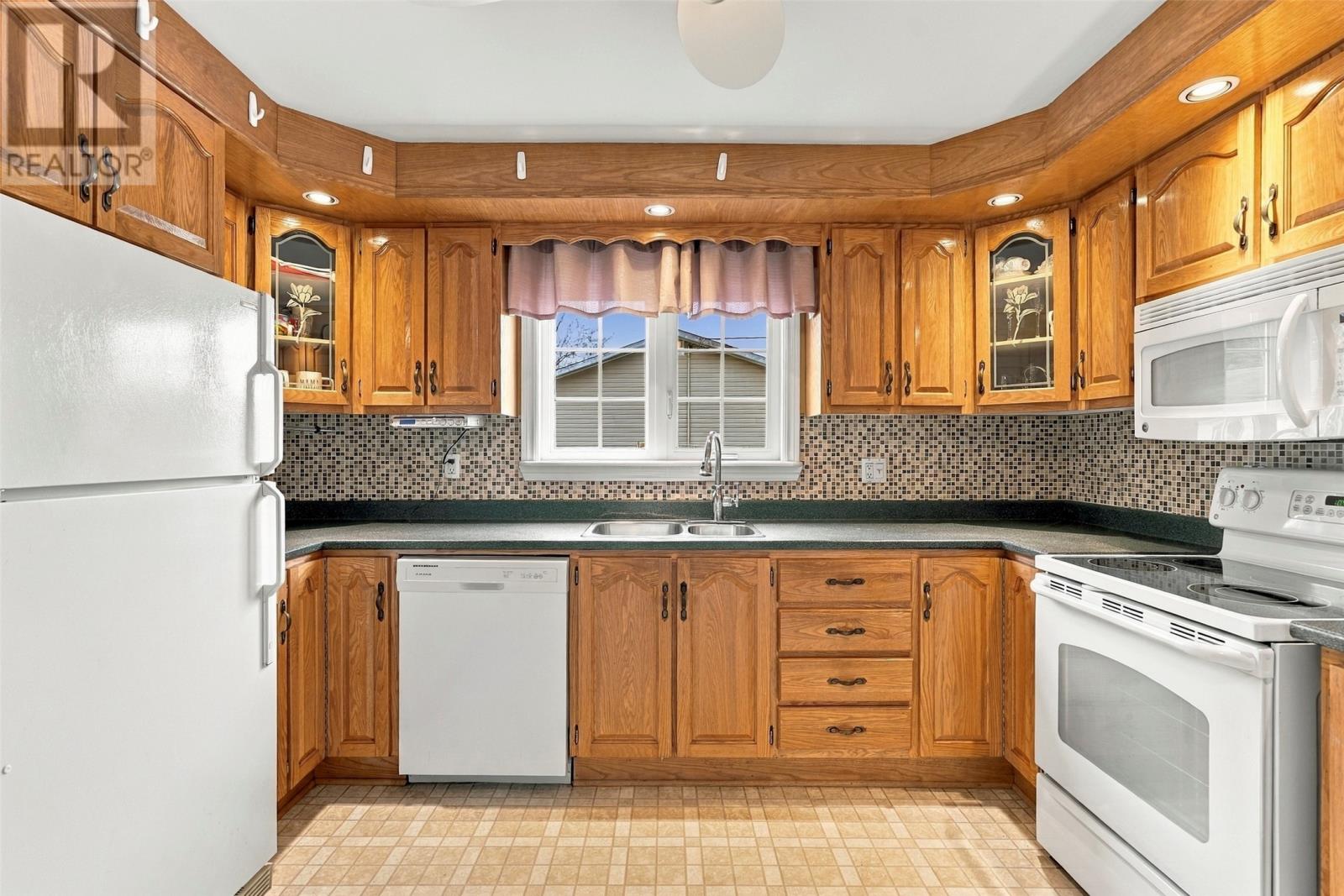 10 Cranes Road, Spaniards Bay — photo 5