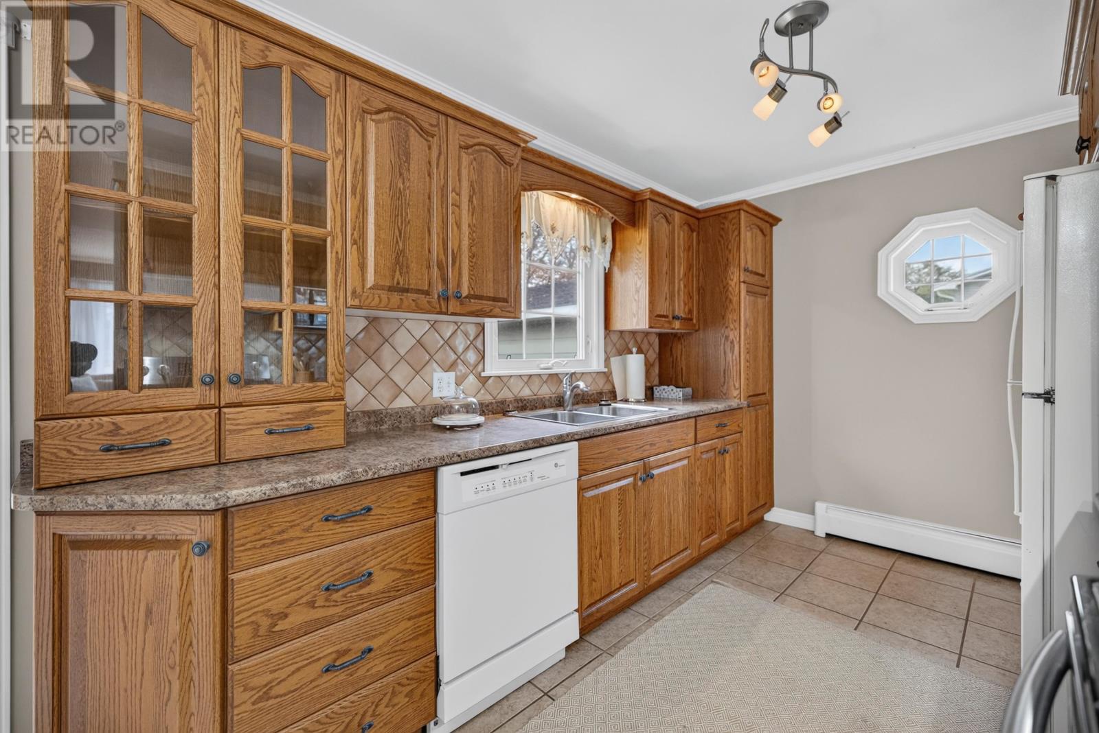 17 Towerwood Drive, Stratford, Prince Edward Island  C1B 1J5 - Photo 14 - 202625723