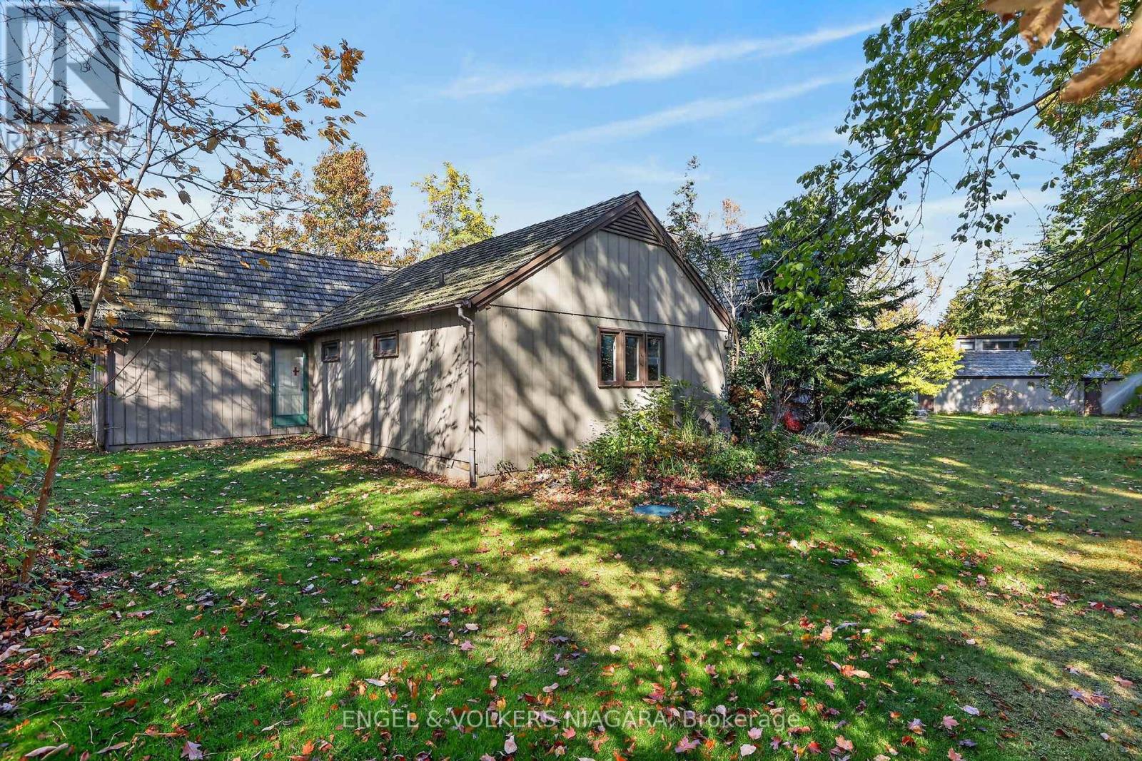 41 Park Road S, Grimsby, Ontario  L3M 4E7 - Photo 33 - X14109810