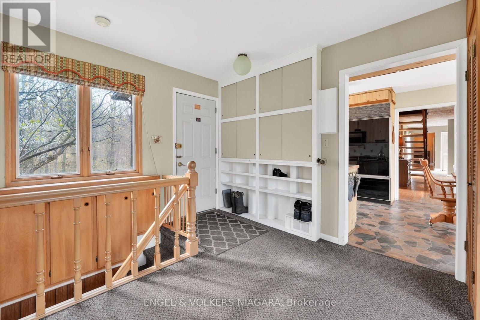 41 Park Road S, Grimsby, Ontario  L3M 4E7 - Photo 9 - X14109810
