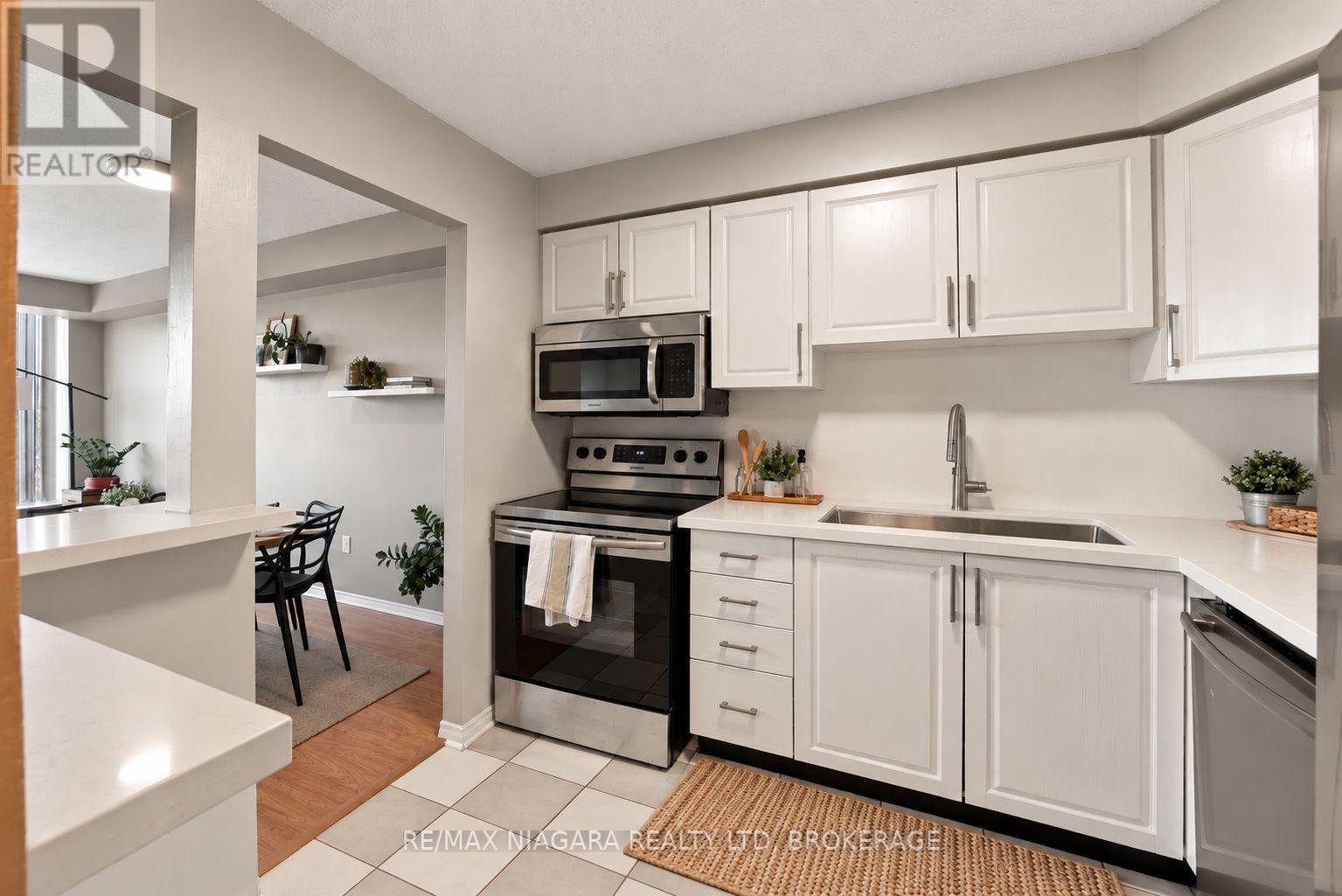601 - 81 Scott Street, St. Catharines, Ontario  L2N 7L5 - Photo 10 - X14109858