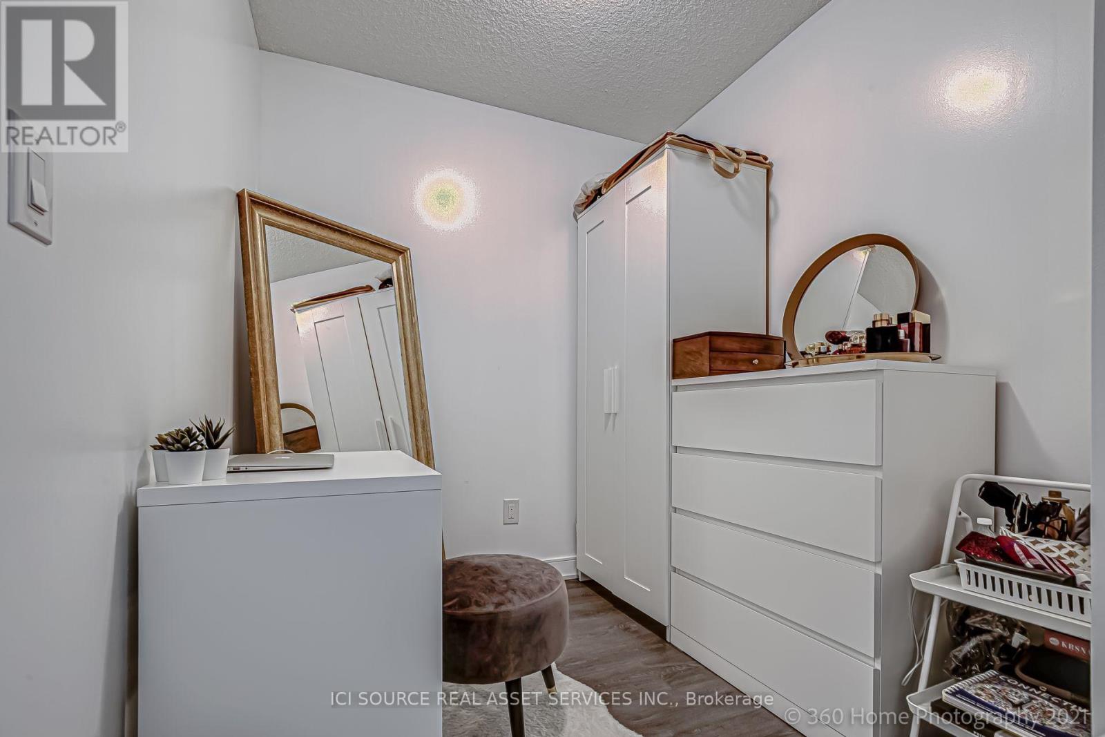 1020 - 525 Adelaide Street W, Toronto (Waterfront Communities), Ontario  M5V 0N7 - Photo 2 - C14109812