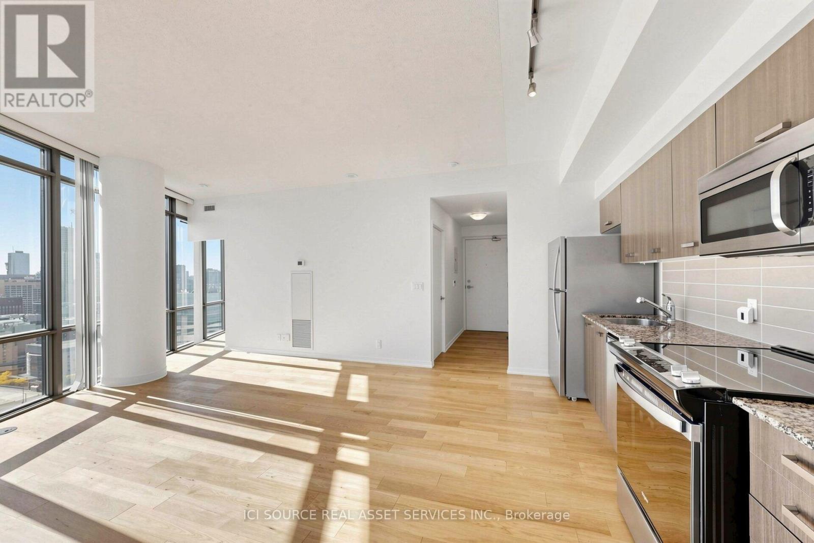 2608 - 832 Bay Street, Toronto (Bay Street Corridor), Ontario  M5S 1Z6 - Photo 6 - C14109836