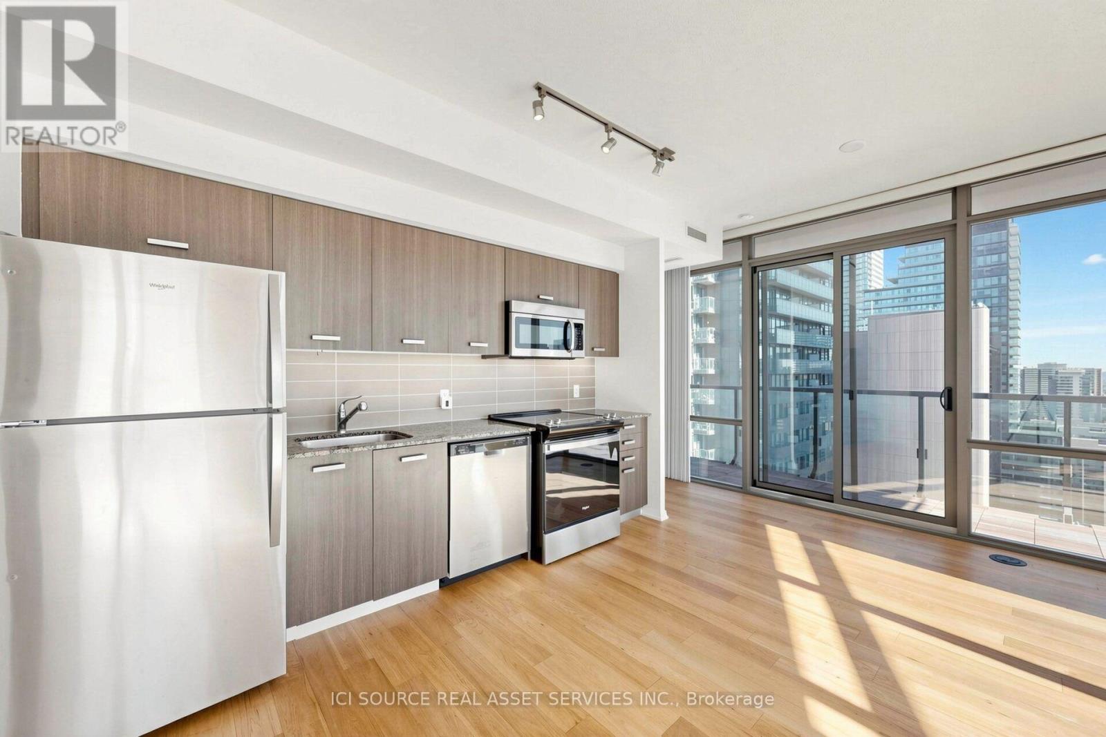 2608 - 832 Bay Street, Toronto (Bay Street Corridor), Ontario  M5S 1Z6 - Photo 9 - C14109836