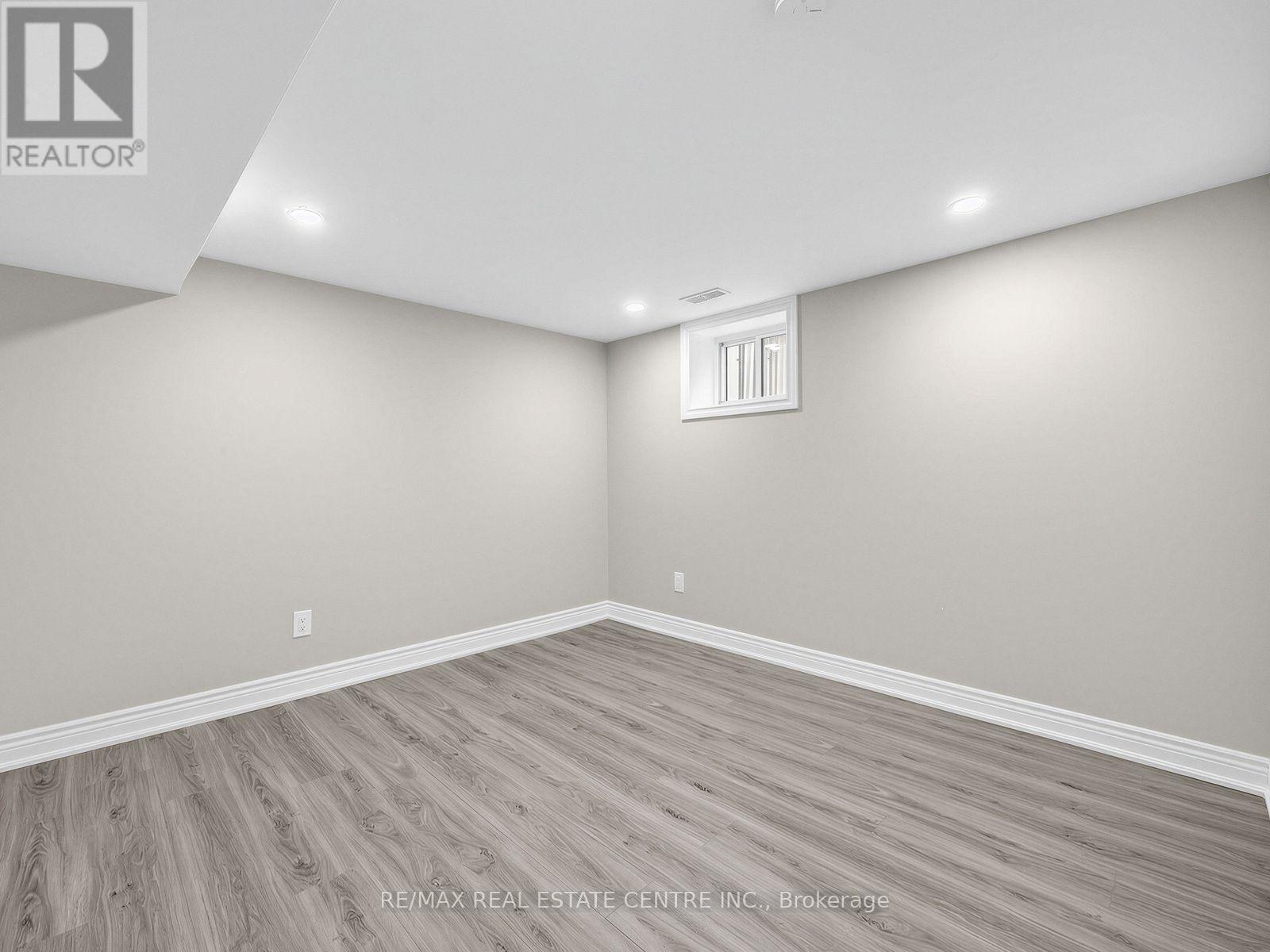 Lower - 14 Flora Drive, Toronto, Ontario  M1P 1A3 - Photo 12 - E14109782