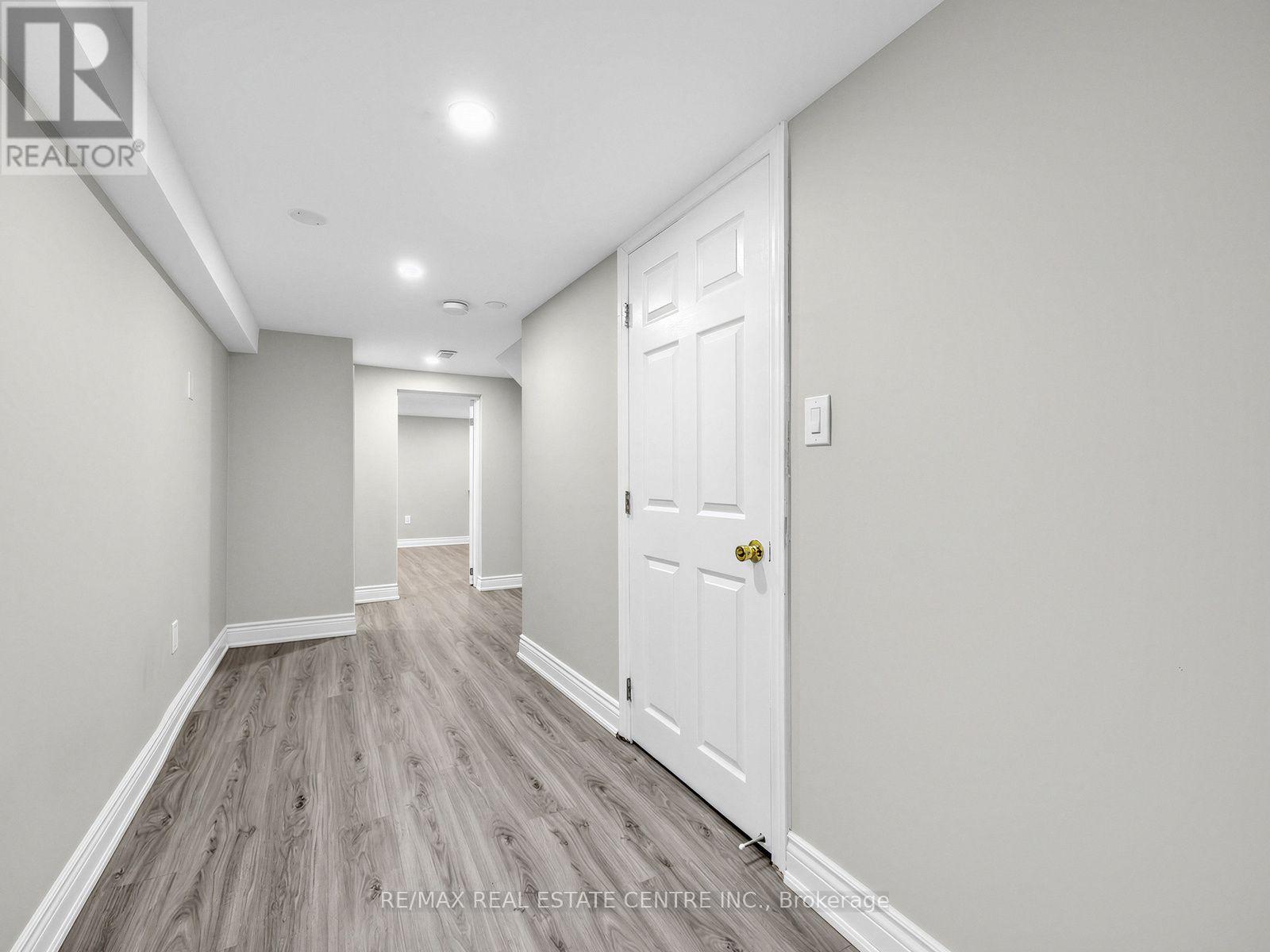 Lower - 14 Flora Drive, Toronto, Ontario  M1P 1A3 - Photo 8 - E14109782