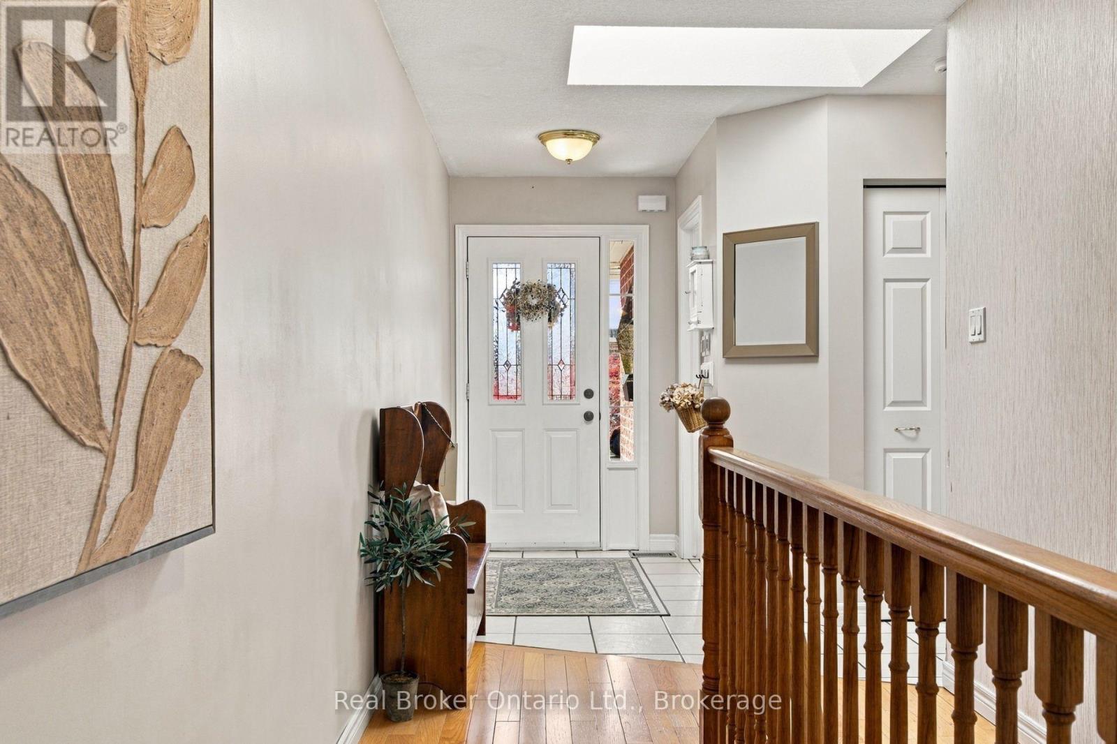 42 Fletcher Court, Guelph (Grange Road), Ontario  N1E 7G8 - Photo 8 - X14109832