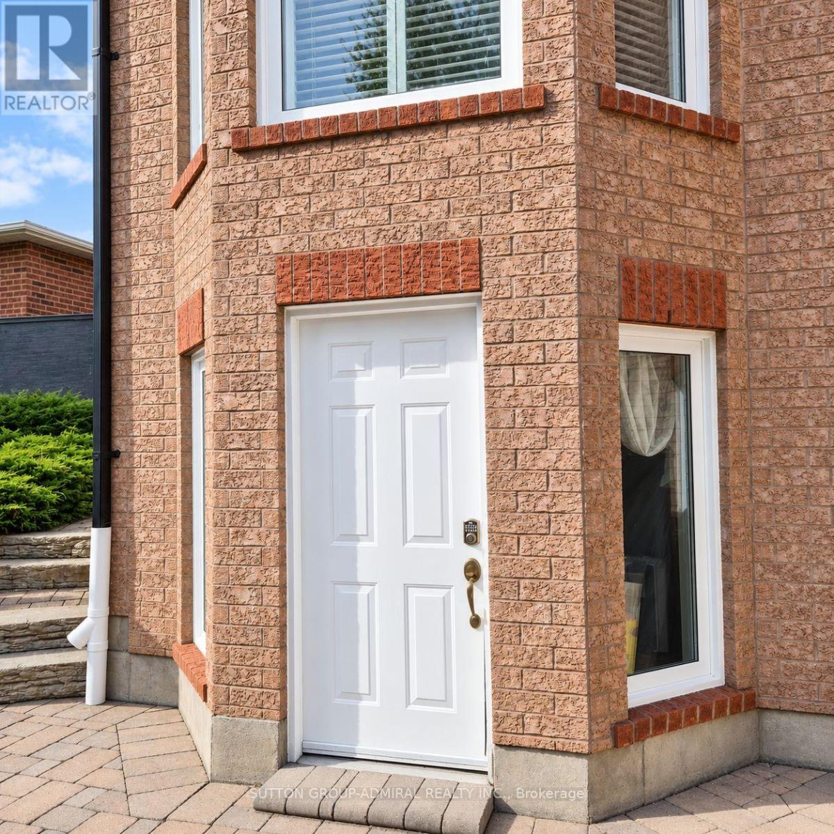705 Happy Vale Drive, Innisfil (Alcona), Ontario  L9S 2E6 - Photo 3 - N14109818