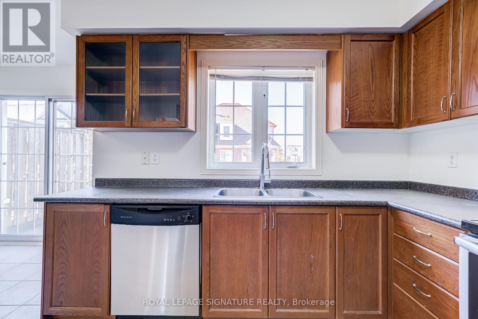 67 Prince Charles Way, Markham, Ontario  L6C 0B4 - Photo 25 - N14109860