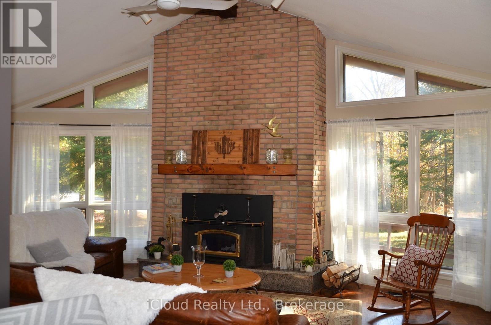 24 Montcalm Crescent, Tiny, Ontario  L9M 0G3 - Photo 3 - S14109790