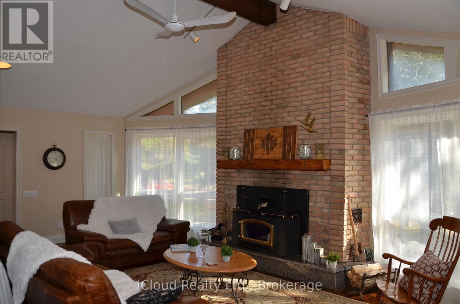 24 Montcalm Crescent, Tiny, Ontario  L9M 0G3 - Photo 4 - S14109790
