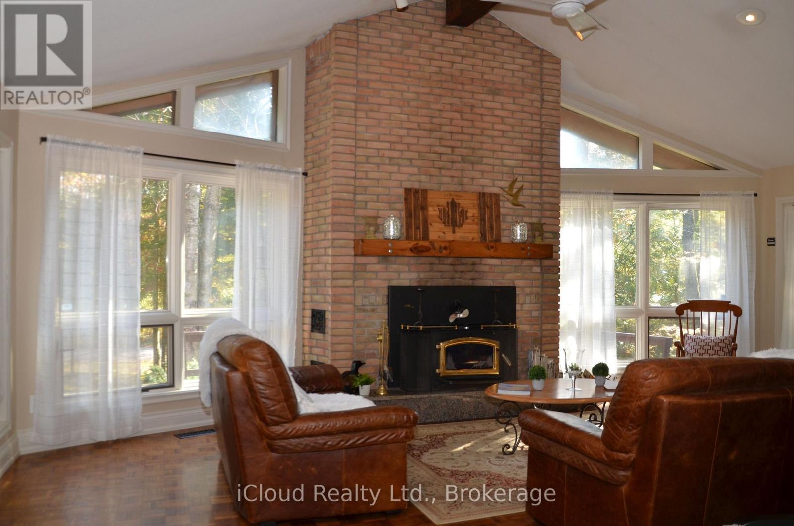 24 Montcalm Crescent, Tiny, Ontario  L9M 0G3 - Photo 6 - S14109790
