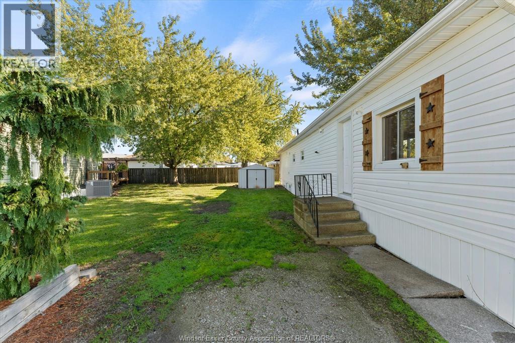 37 Maple Drive, Mcgregor, Ontario  N0R 1J0 - Photo 5 - 26026072