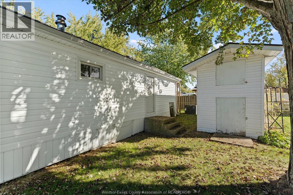 37 Maple Drive, Mcgregor, Ontario  N0R 1J0 - Photo 23 - 26026072