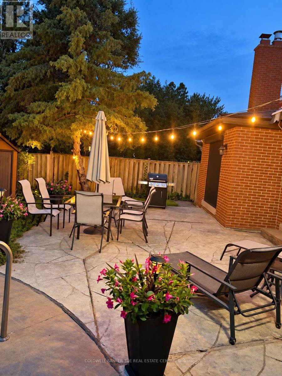 35 Tofino Crescent, Toronto, Ontario  M3B 1R9 - Photo 48 - C14086596
