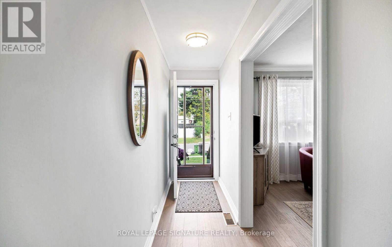 81 Nash Drive, Toronto, Ontario  M3M 2L6 - Photo 5 - W14027560