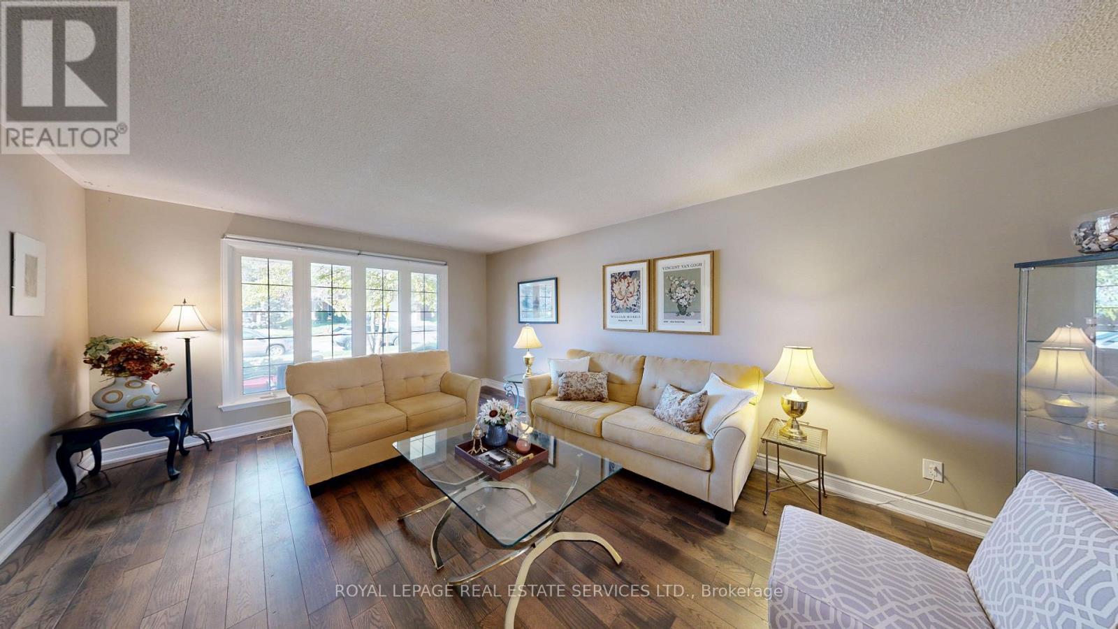 1728 Bough Beeches Boulevard, Mississauga, Ontario  L4W 2B9 - Photo 10 - W14109856