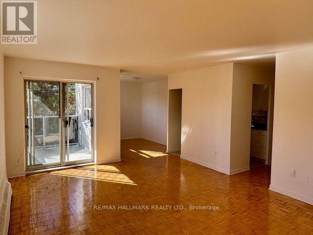 308 - 3151 Jaguar Valley Drive, Mississauga (Cooksville), Ontario  L5A 2H9 - Photo 3 - W14109868