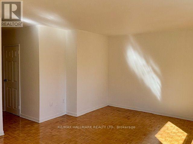 308 - 3151 Jaguar Valley Drive, Mississauga (Cooksville), Ontario  L5A 2H9 - Photo 4 - W14109868