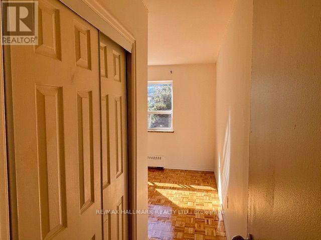 308 - 3151 Jaguar Valley Drive, Mississauga (Cooksville), Ontario  L5A 2H9 - Photo 8 - W14109868
