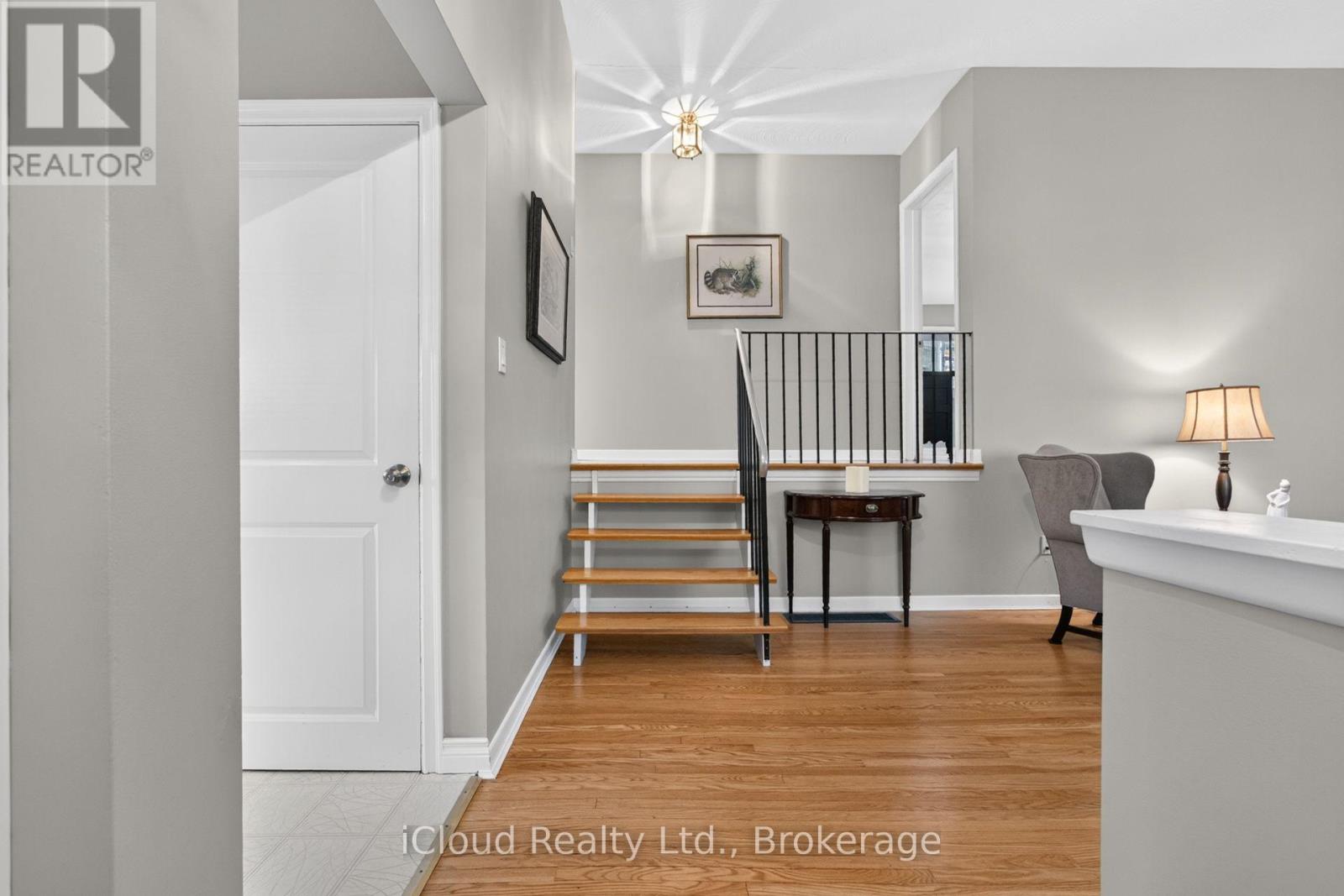 282 Kent Crescent, Burlington (Appleby), Ontario  L7L 4T1 - Photo 13 - W14109872