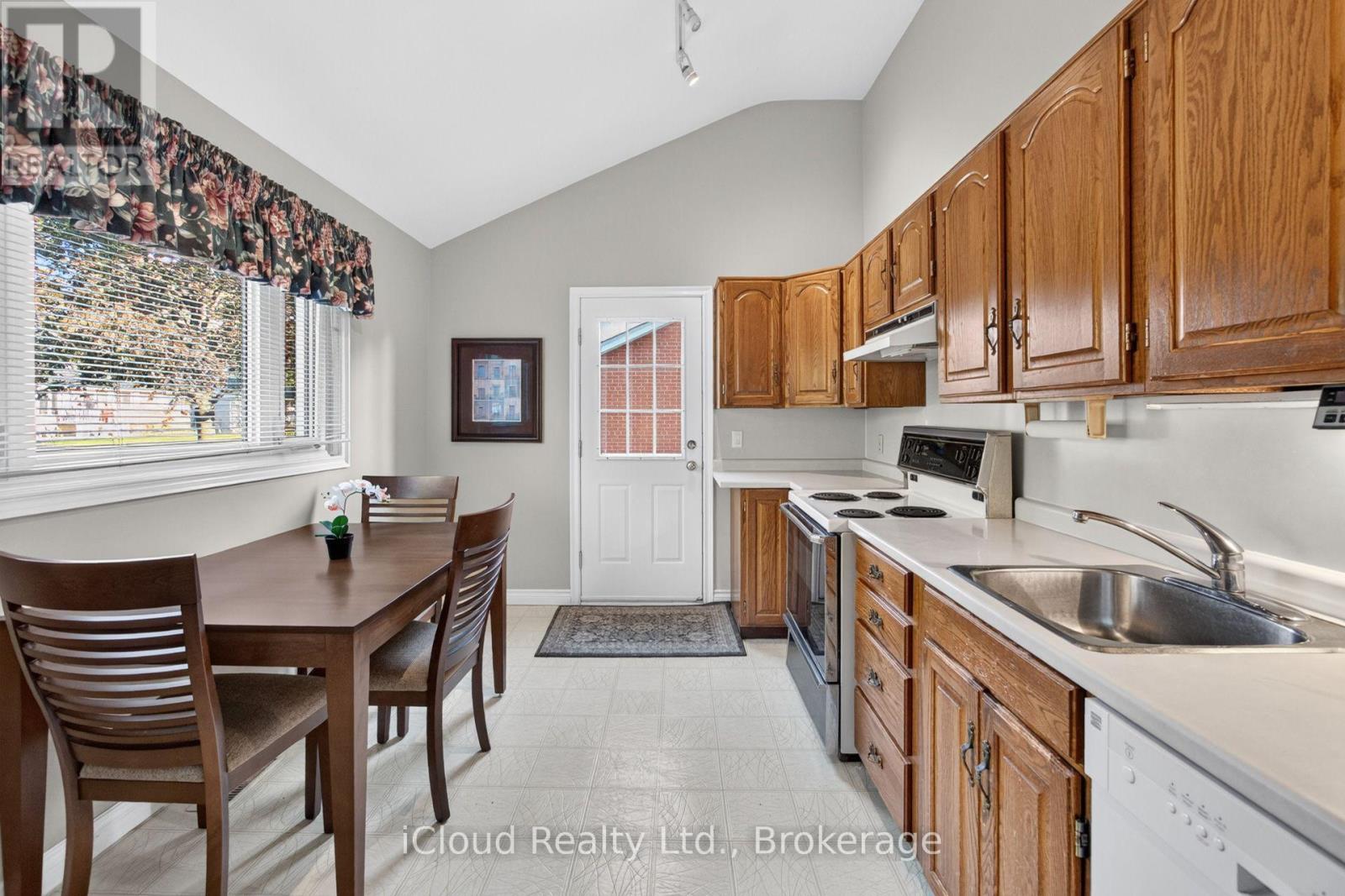 282 Kent Crescent, Burlington (Appleby), Ontario  L7L 4T1 - Photo 19 - W14109872