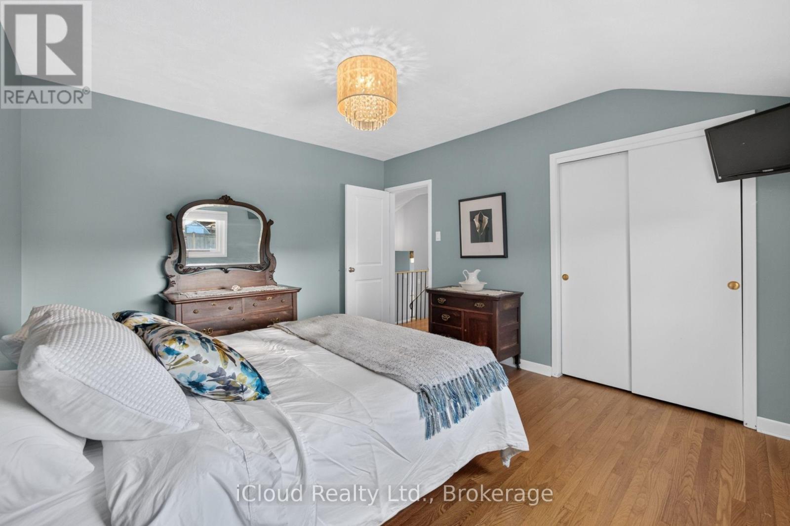 282 Kent Crescent, Burlington (Appleby), Ontario  L7L 4T1 - Photo 38 - W14109872