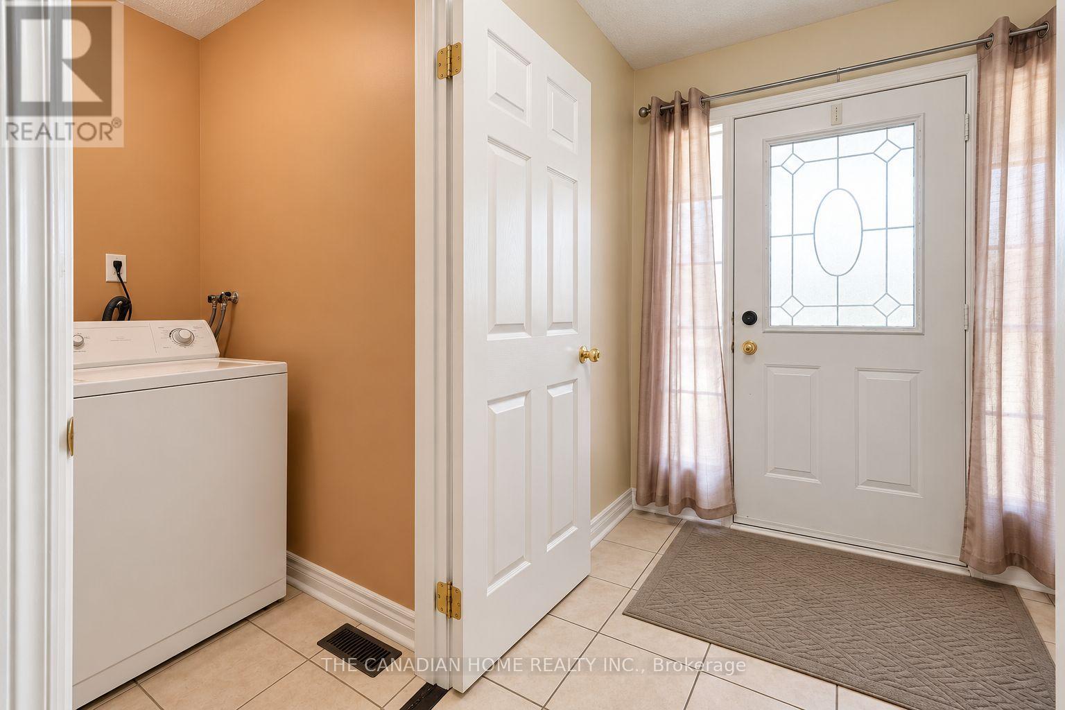 10 Dunvegan Crescent, Brampton (Fletcher's Meadow), Ontario  L7A 2Y3 - Photo 11 - W14109914