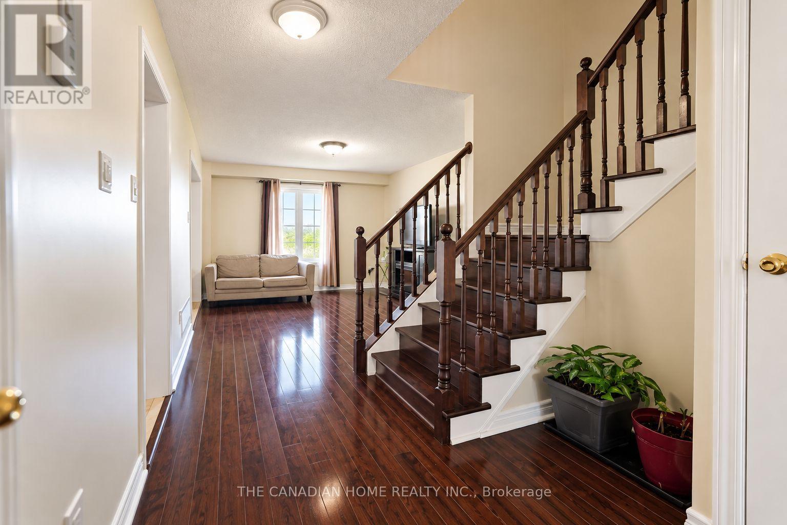 10 Dunvegan Crescent, Brampton (Fletcher's Meadow), Ontario  L7A 2Y3 - Photo 18 - W14109914