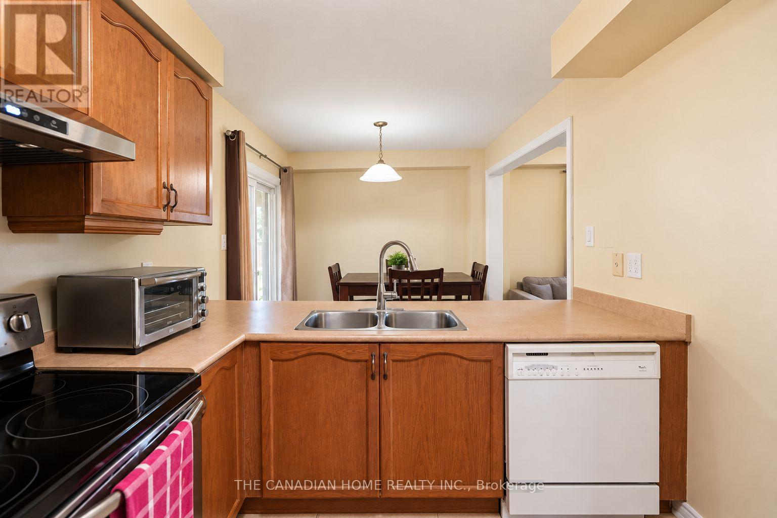 10 Dunvegan Crescent, Brampton (Fletcher's Meadow), Ontario  L7A 2Y3 - Photo 21 - W14109914