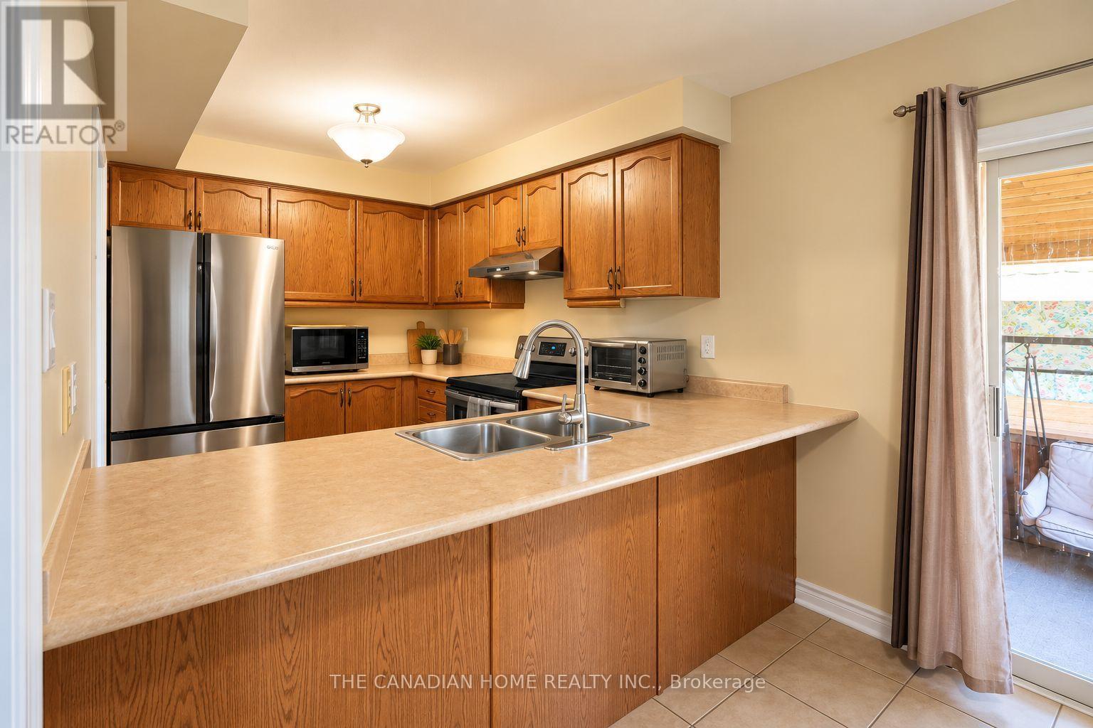 10 Dunvegan Crescent, Brampton (Fletcher's Meadow), Ontario  L7A 2Y3 - Photo 23 - W14109914