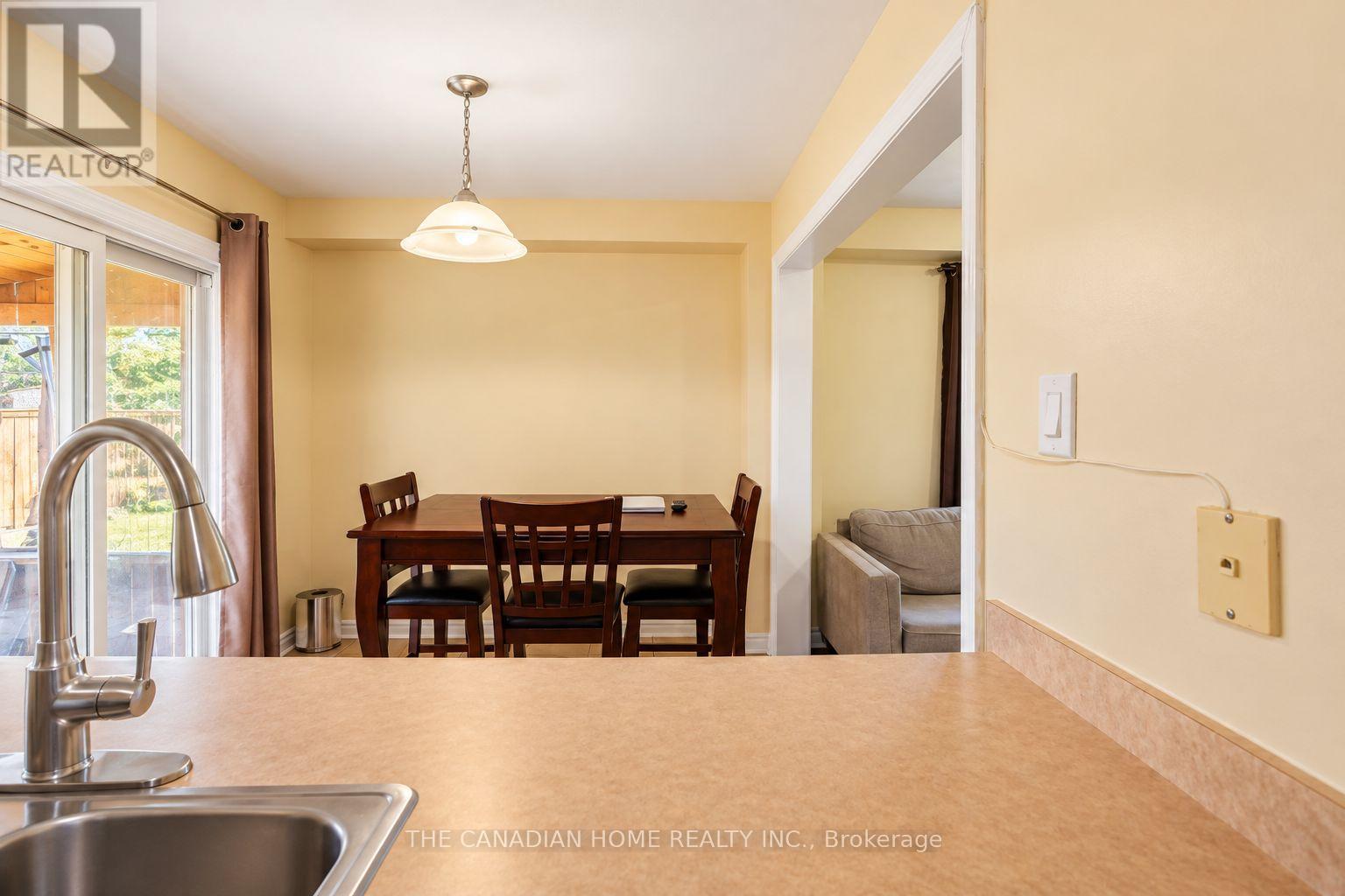 10 Dunvegan Crescent, Brampton (Fletcher's Meadow), Ontario  L7A 2Y3 - Photo 25 - W14109914