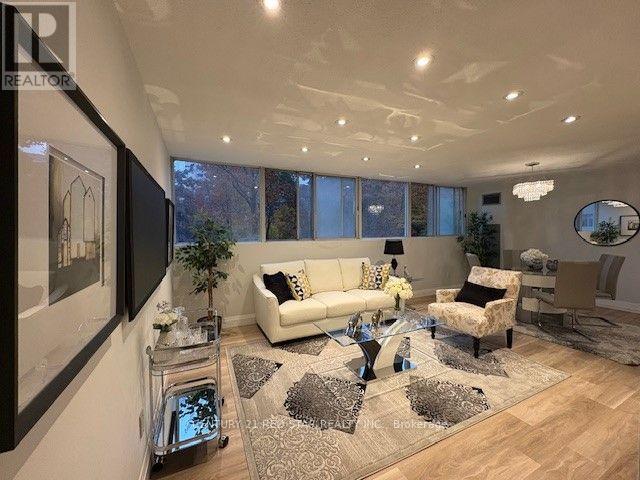 107 - 3695 Kaneff Crescent, Mississauga, Ontario  L5A 4B6 - Photo 2 - W14109918