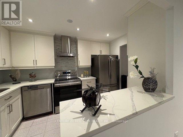 107 - 3695 Kaneff Crescent, Mississauga, Ontario  L5A 4B6 - Photo 7 - W14109918
