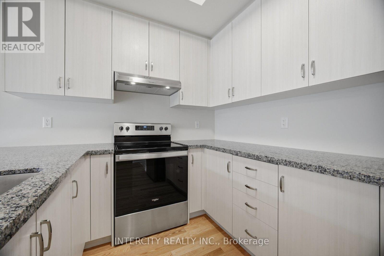 1378 National Common, Burlington (Tyandaga), Ontario  L7P 0V6 - Photo 14 - W14109926