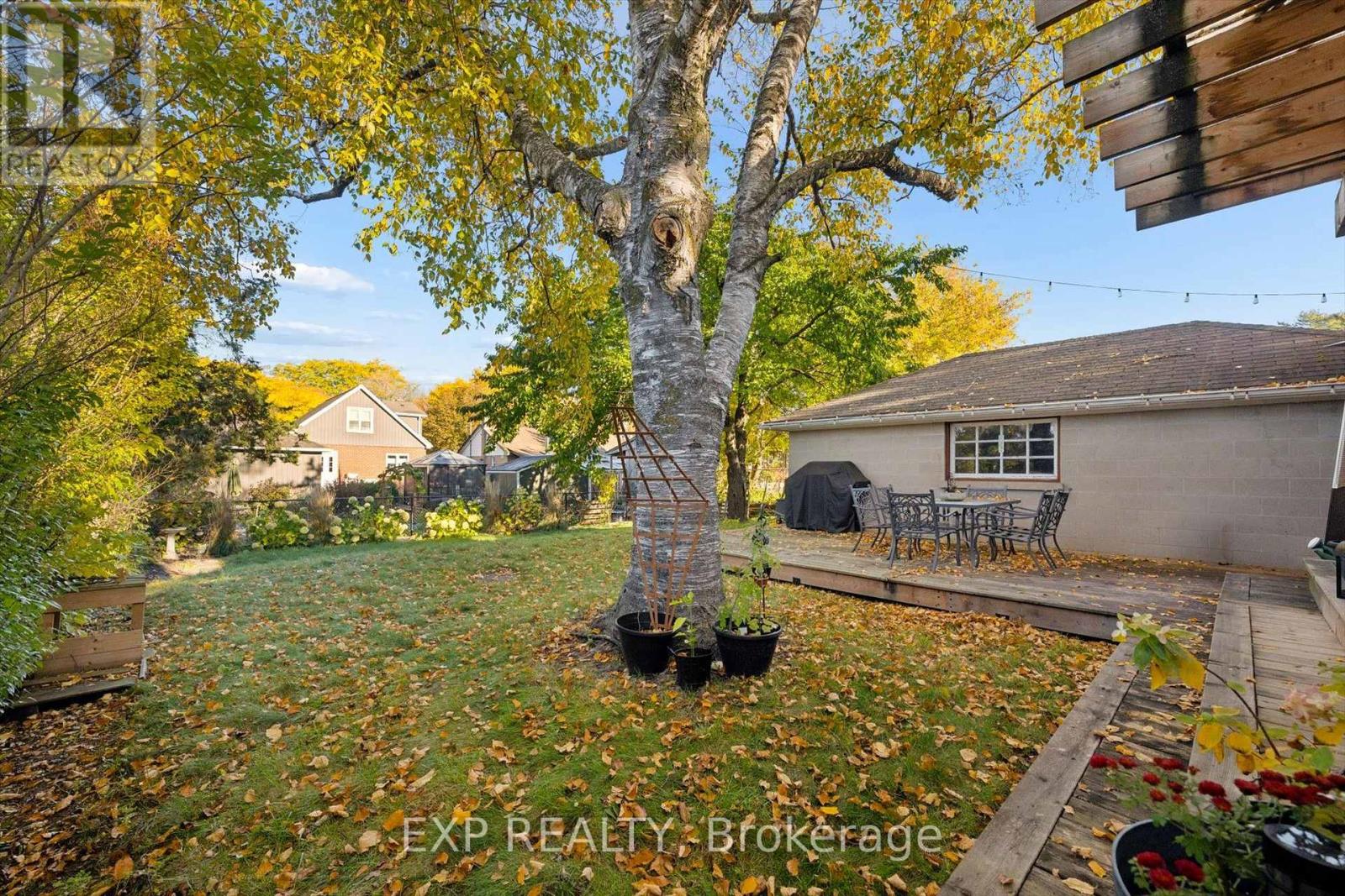 12 Layton Street, Kitchener, Ontario  N2B 1H2 - Photo 24 - X14109826