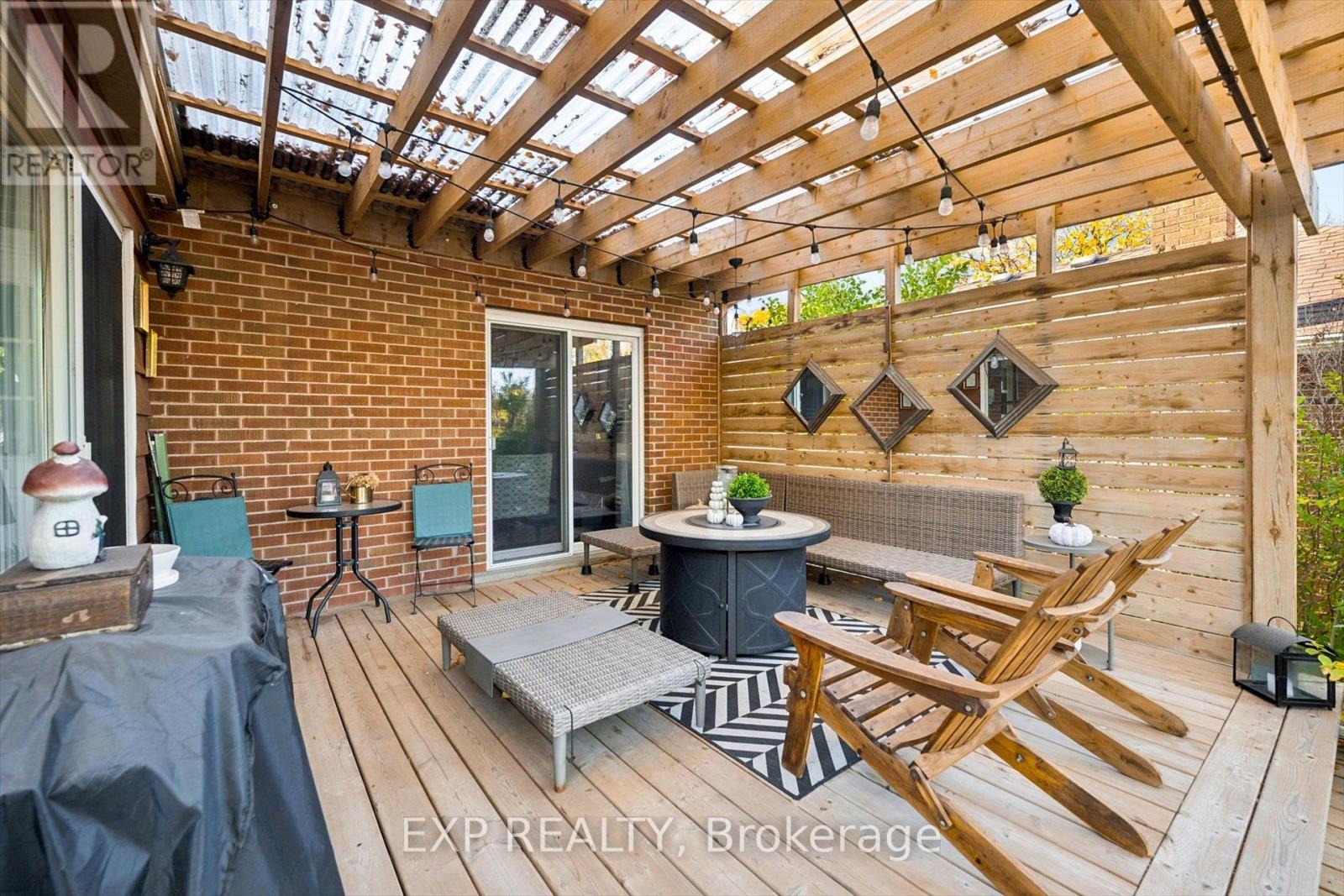 12 Layton Street, Kitchener, Ontario  N2B 1H2 - Photo 29 - X14109826