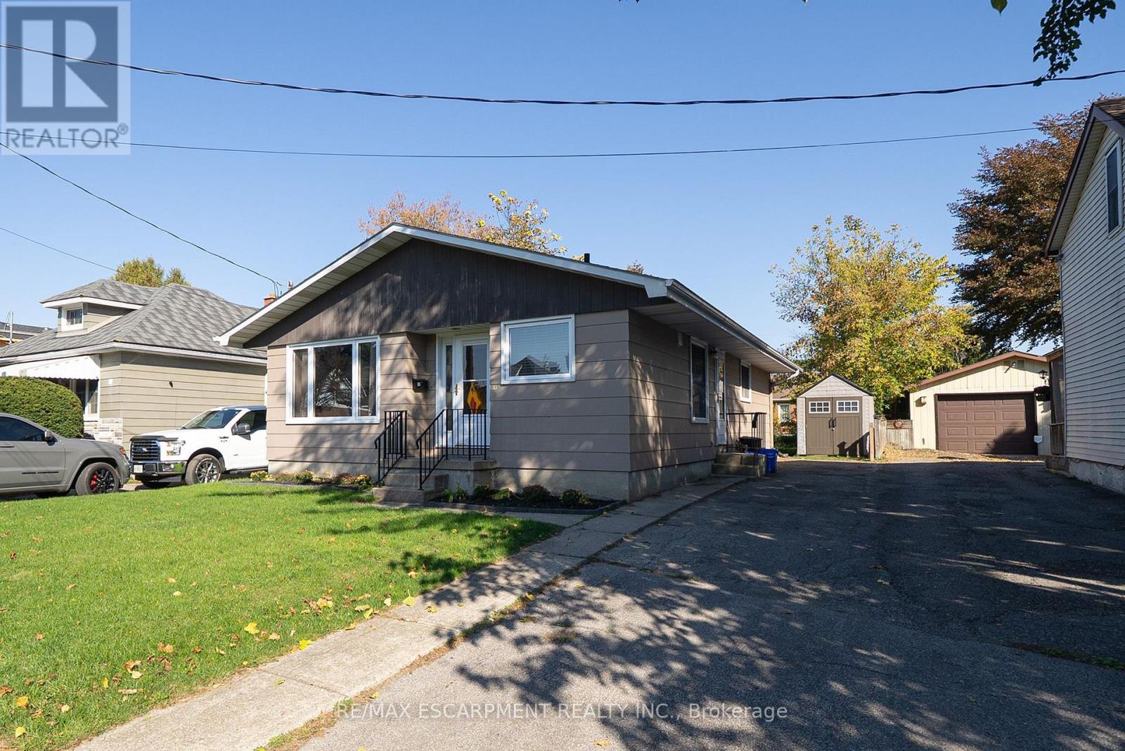 30 Lida Street, Brantford, Ontario  N3S 2R2 - Photo 2 - X14109930
