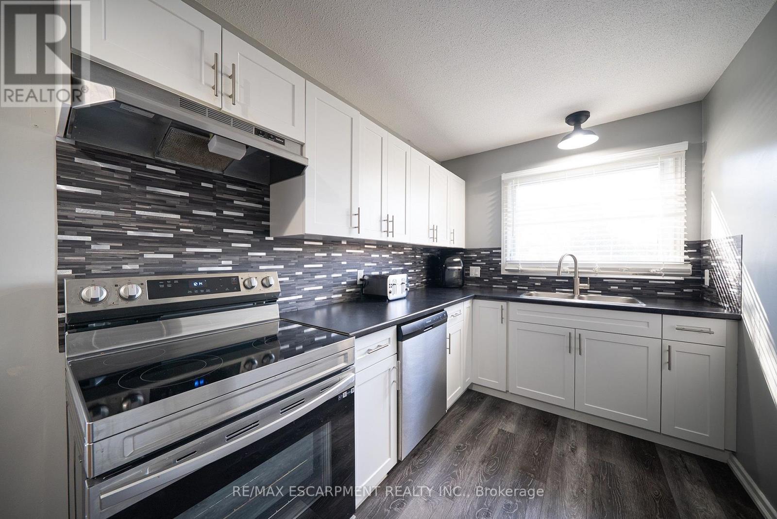 30 Lida Street, Brantford, Ontario  N3S 2R2 - Photo 8 - X14109930