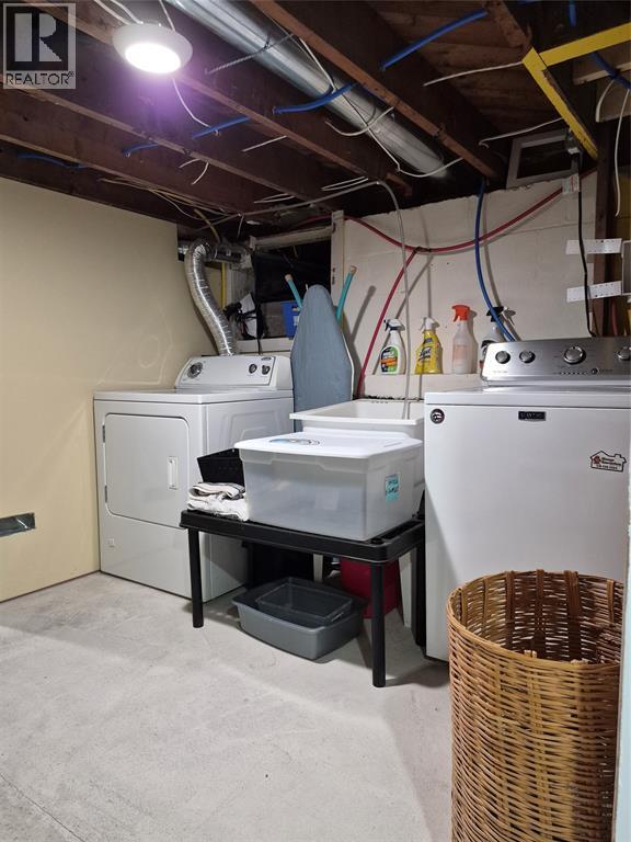 644 Oxford Street, Sarnia, Ontario  N7T 6Z5 - Photo 19 - 26026064