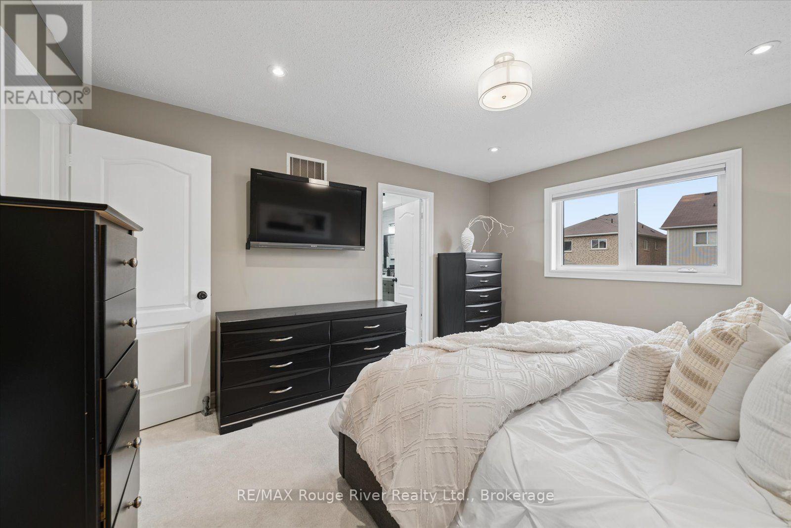 36 Shrewsbury Drive, Whitby, Ontario  L1M 0E2 - Photo 27 - E14110104